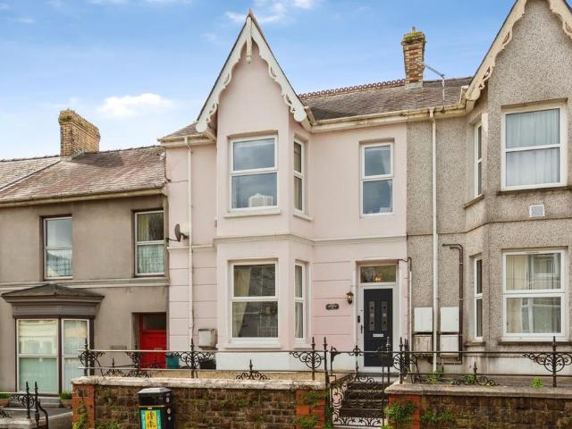 House for sale in Carmarthen, Wales