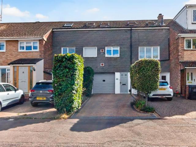 House for sale in Wheathampstead, St Albans