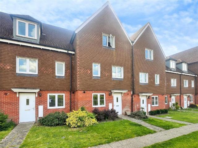 House for sale in Emmbrook, Wokingham