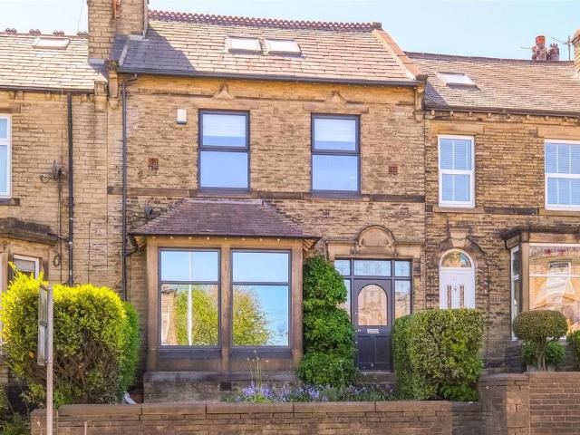 House for sale in Brookfoot, Brighouse