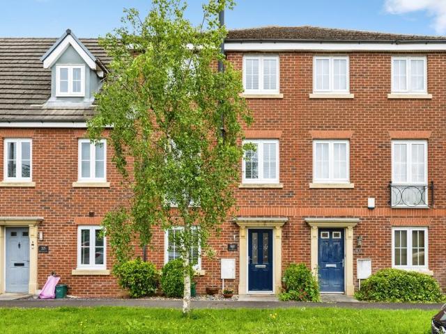 House for sale in Pontarddulais, Wales