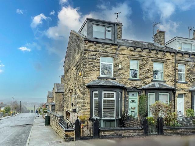 House for sale in Pudsey, West Yorkshire