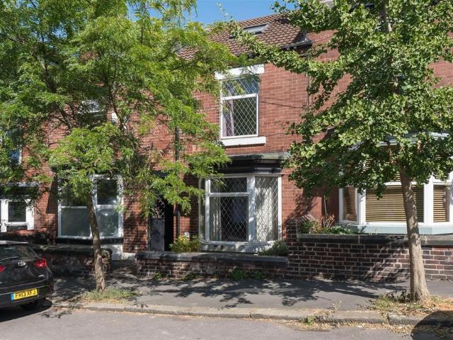 House for sale in Greystones, Sheffield
