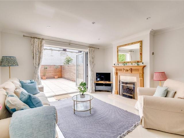 House for sale in Fulham, Greater London