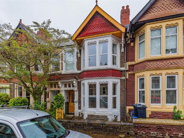 House for sale in Plasnewydd, Falcon Lodge