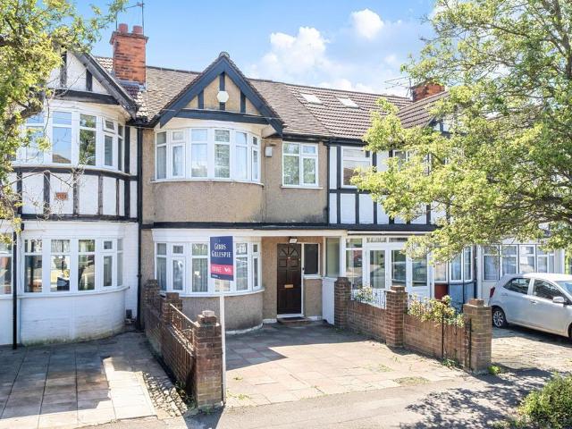 House for sale in Lane, Greater London