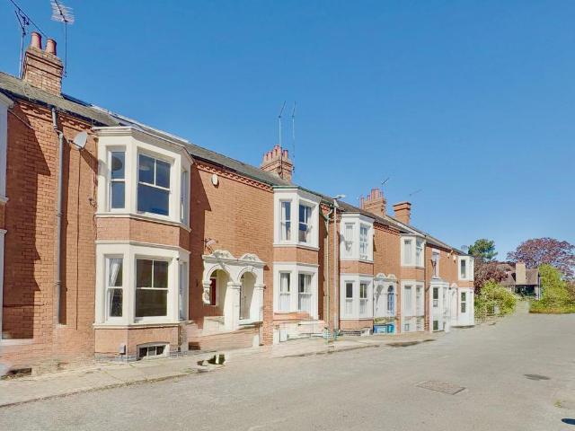House for sale in Northampton, Northamptonshire