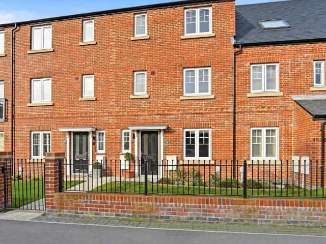House for sale in High Field, York