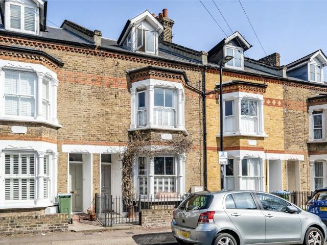 House for sale in East Greenwich, Greater London