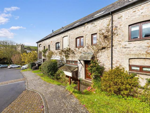 House for sale in Strode, Devon
