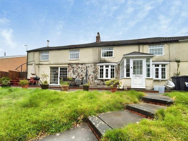 House for sale in Pelenna, Wales