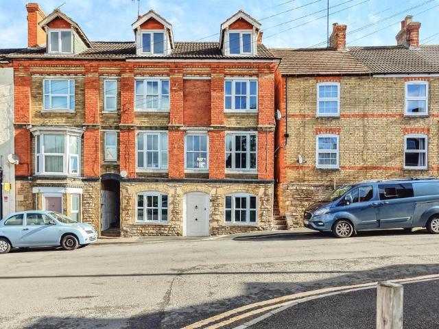 House for sale in Raunds