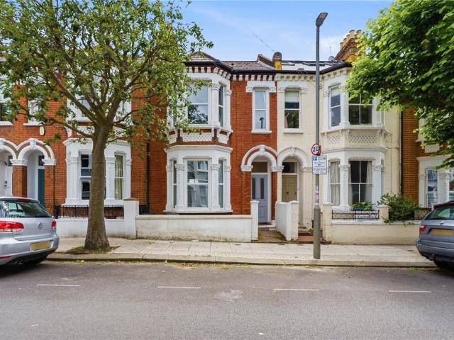 House for sale in Clapham Junction, Greater London