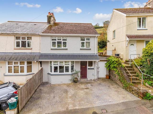 House for sale in Strode, Devon