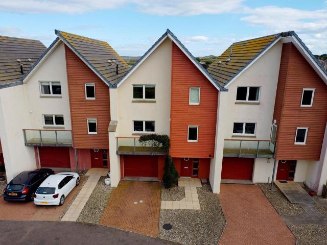 House for sale in Newburgh, Scotland
