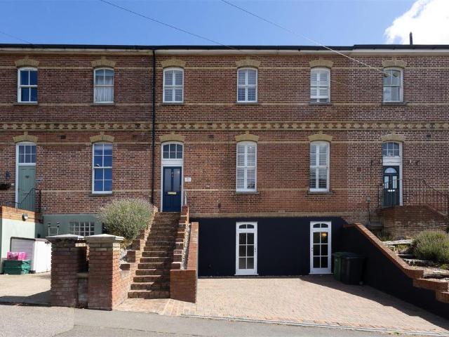 House for sale in Ore, Guestling Green