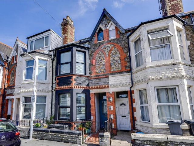 House for sale in Plasnewydd, Falcon Lodge