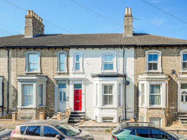 House for sale in Leighton-Linslade, Leighton Buzzard