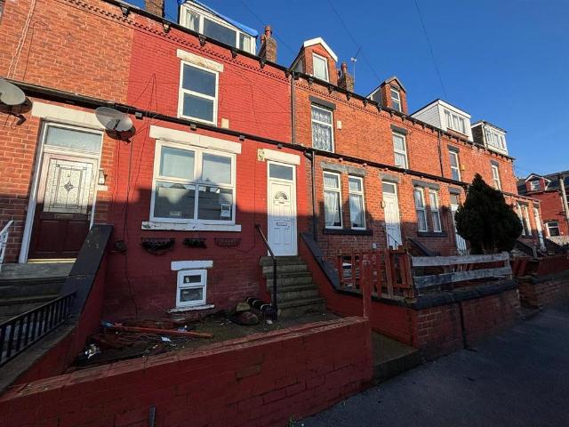 House for sale in Armley, West Yorkshire