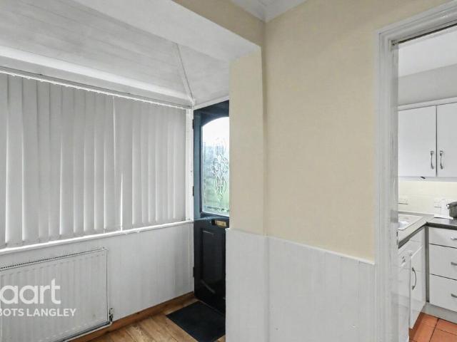 House for sale in Batchworth, Hertfordshire