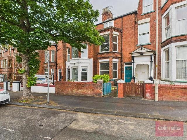 House for sale in The Old Town, Scarborough