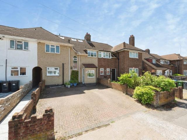 House for sale in New Malden, Greater London