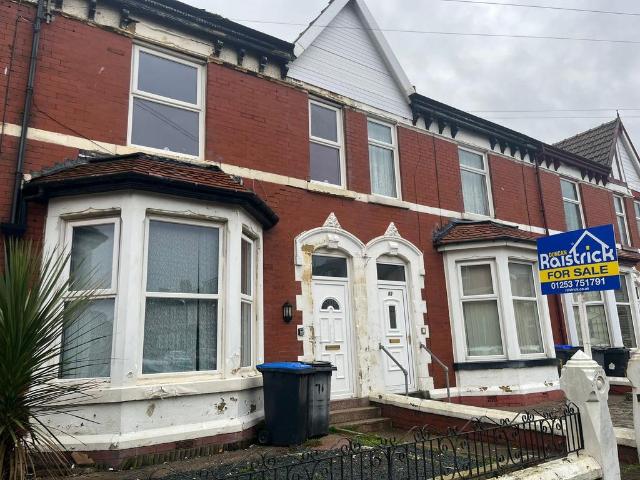 House for sale in Knowle, Blackpool