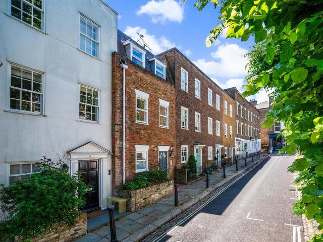 House for sale in Belsize Park, Greater London