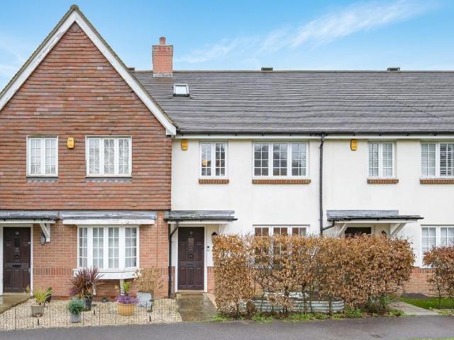 House for sale in Netherne-on-the-Hill, Red Hill