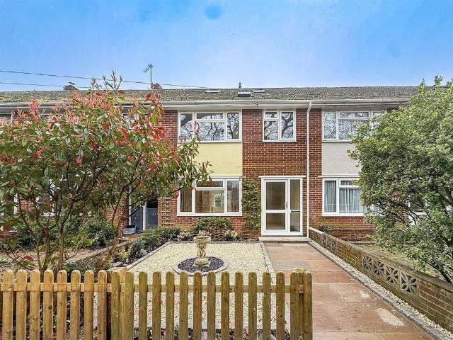 House for sale in Spring Vale, Hampshire
