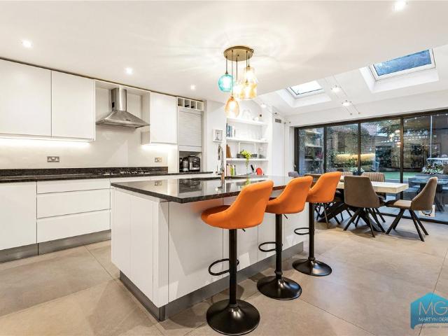 House for sale in Finchley, Isle Of Man