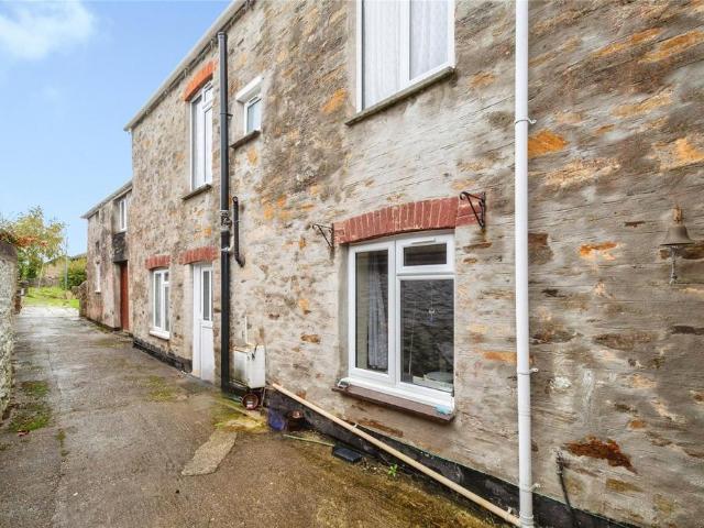 House for sale in Lostwithiel, Cornwall