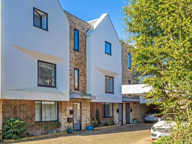 House for sale in Hampshire