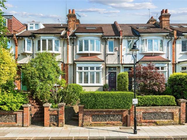 House for sale in Crouch End, Greater London