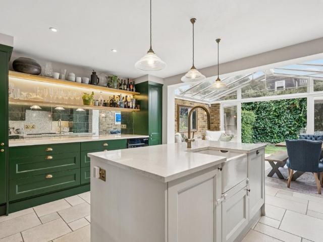 House for sale in Mortlake, Greater London