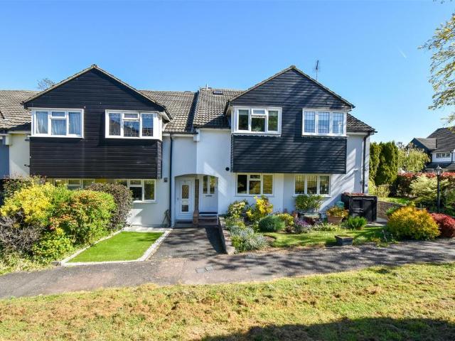 House for sale in Navestock Side, Essex
