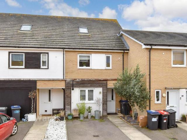 House for sale in The Bridge, Kent