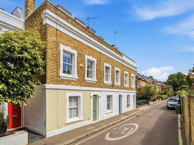 House for sale in Fulham, Greater London
