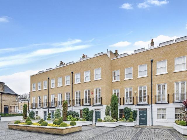 House for sale in St. John's Wood, Greater London
