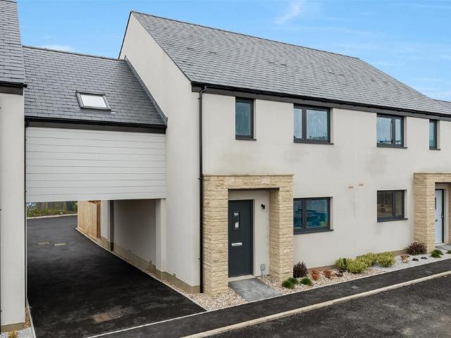 House for sale in Southwell, East Dorset