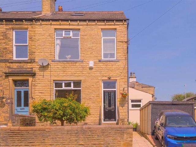 House for sale in Brookfoot, Brighouse