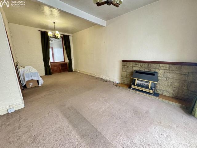 House for sale in Porth-y-Felin, Holyhead