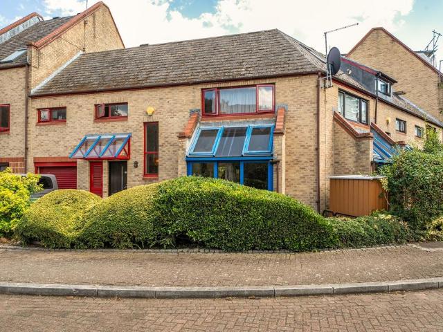 House for sale in Rotherhithe, Greater London