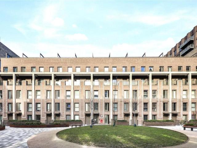 House for sale in Upton Park, Greater London