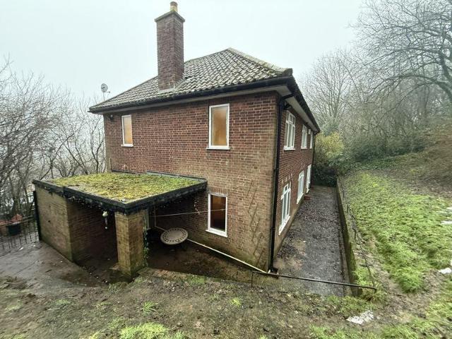 House for sale in Ettingshall Park, Wolverhampton