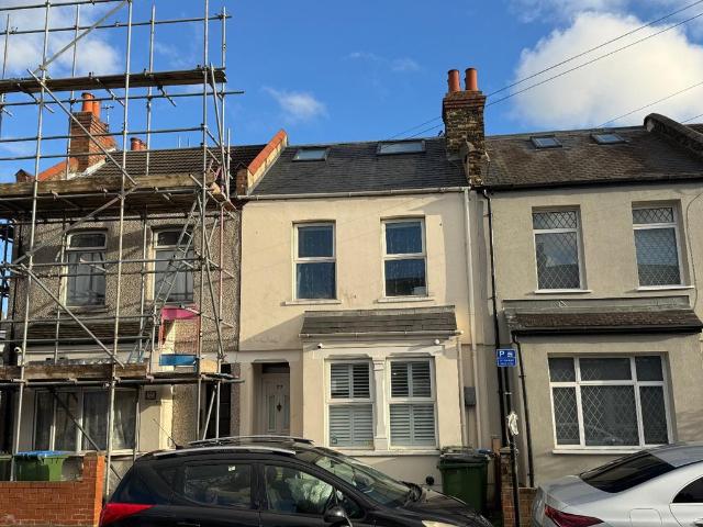 House for sale in Plumstead, Greater London