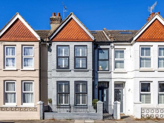 House for sale in Portslade by Sea, Hove