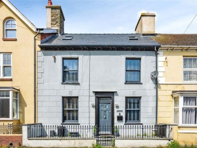 House for sale in Dol-y-bont, Wales