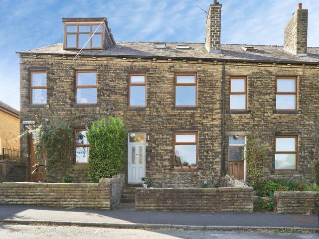 House for sale in Haworth and Stanbury, Haworth