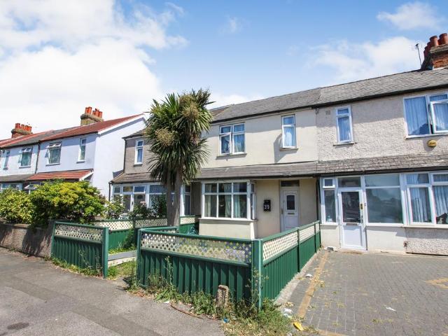 House for sale in Hayes, Greater London